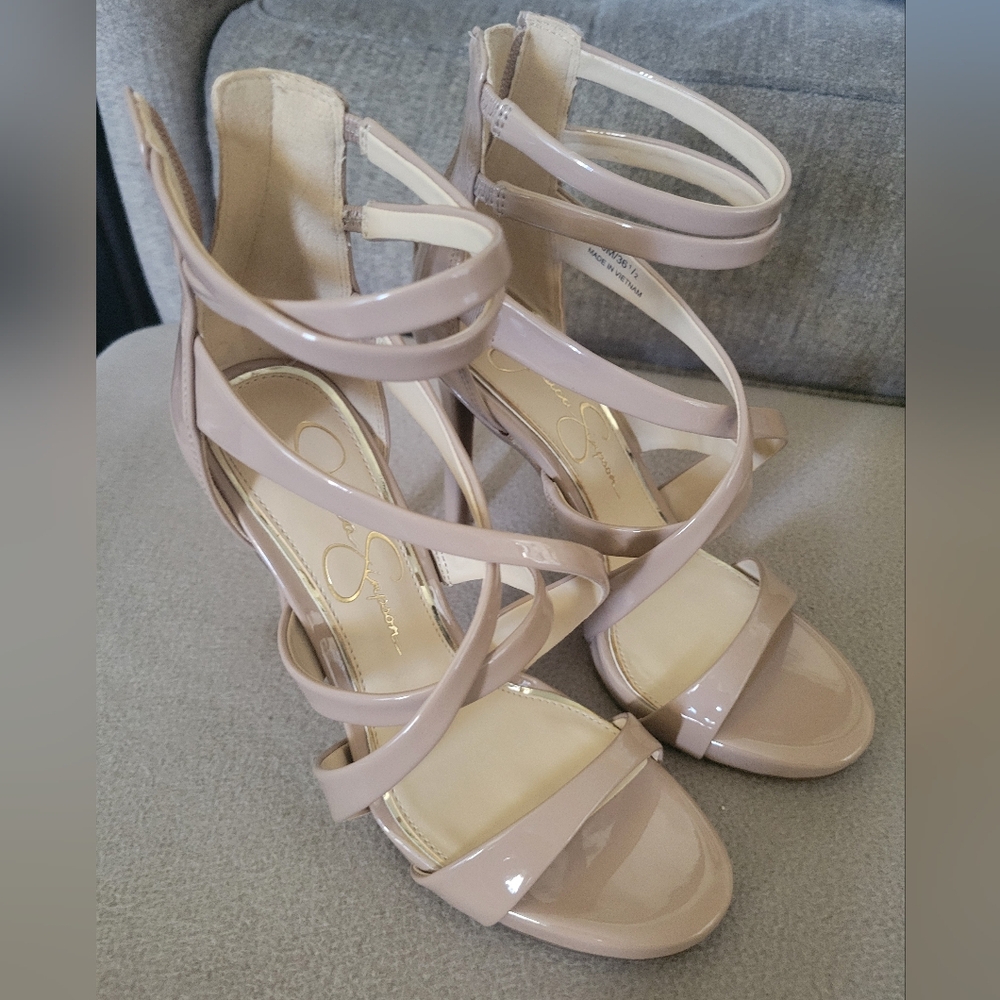Jessica Simpson Rayomi Platform Sandal